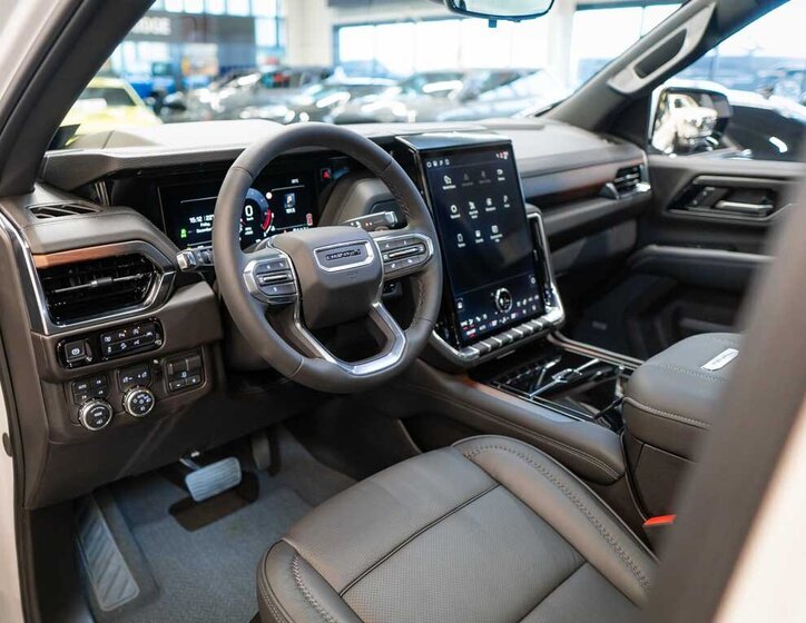 GMC Yukon SUV 6,2 l 313 kw