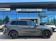 BMW X7 SUV / Terénní 3,0 l 250 kw