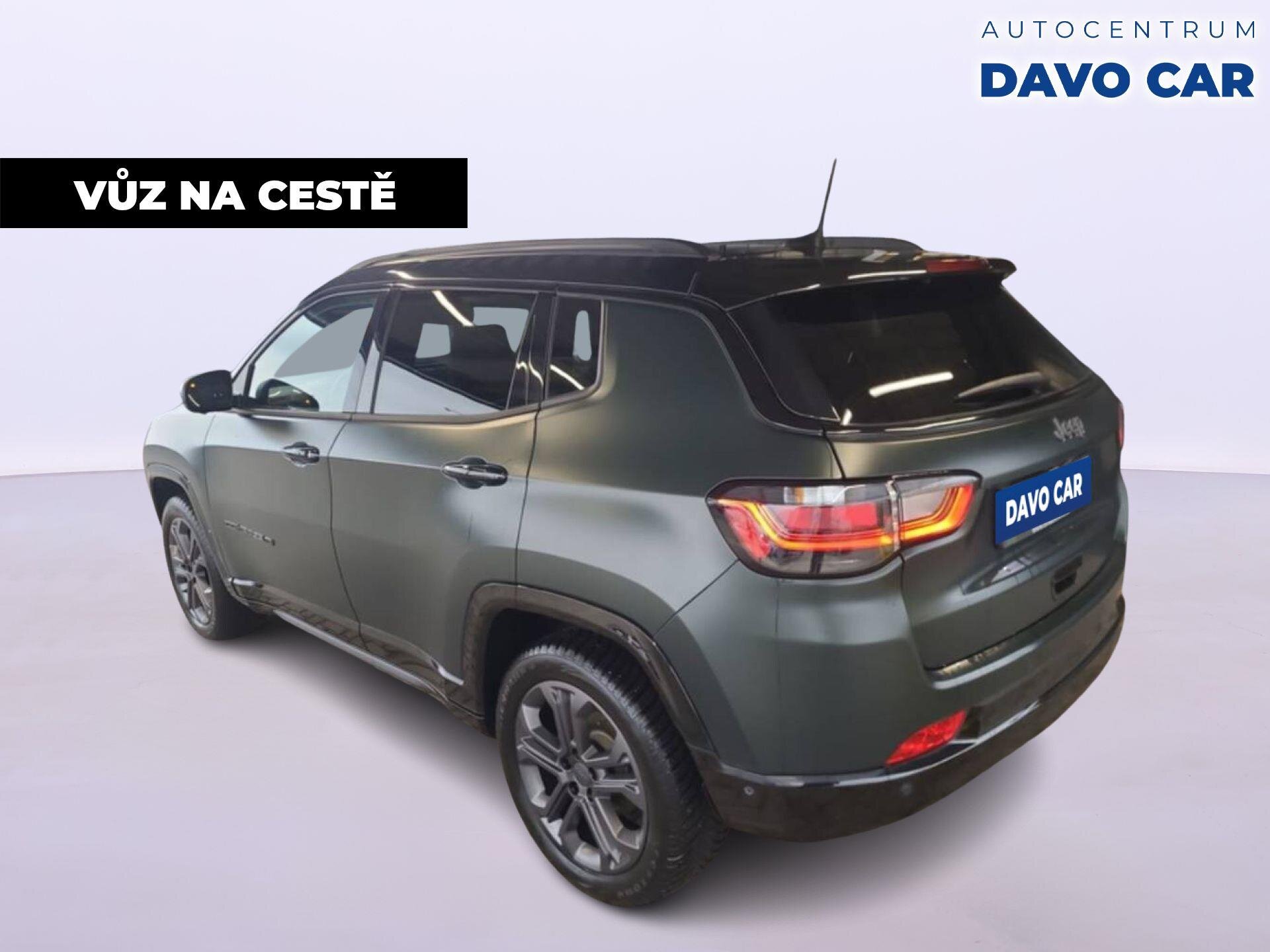 Jeep Compass SUV / Terénní 1,3 l 110 kw