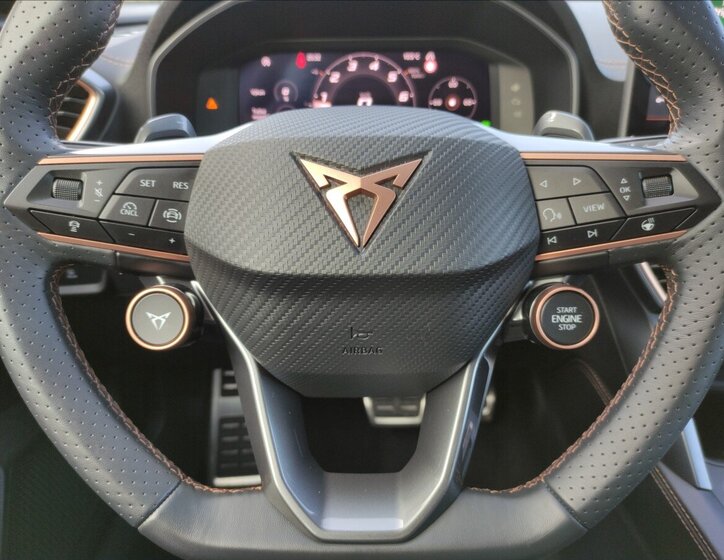 Cupra Formentor SUV / Terénní 2,0 l 245 kw