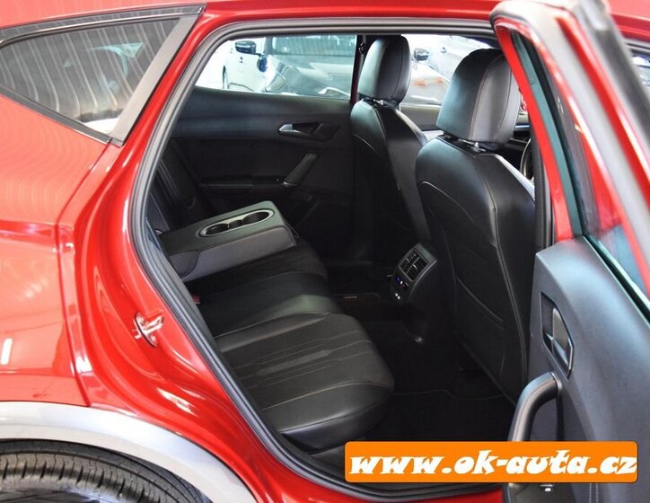 Cupra Formentor SUV / Terénní 2,0 l 110 kw