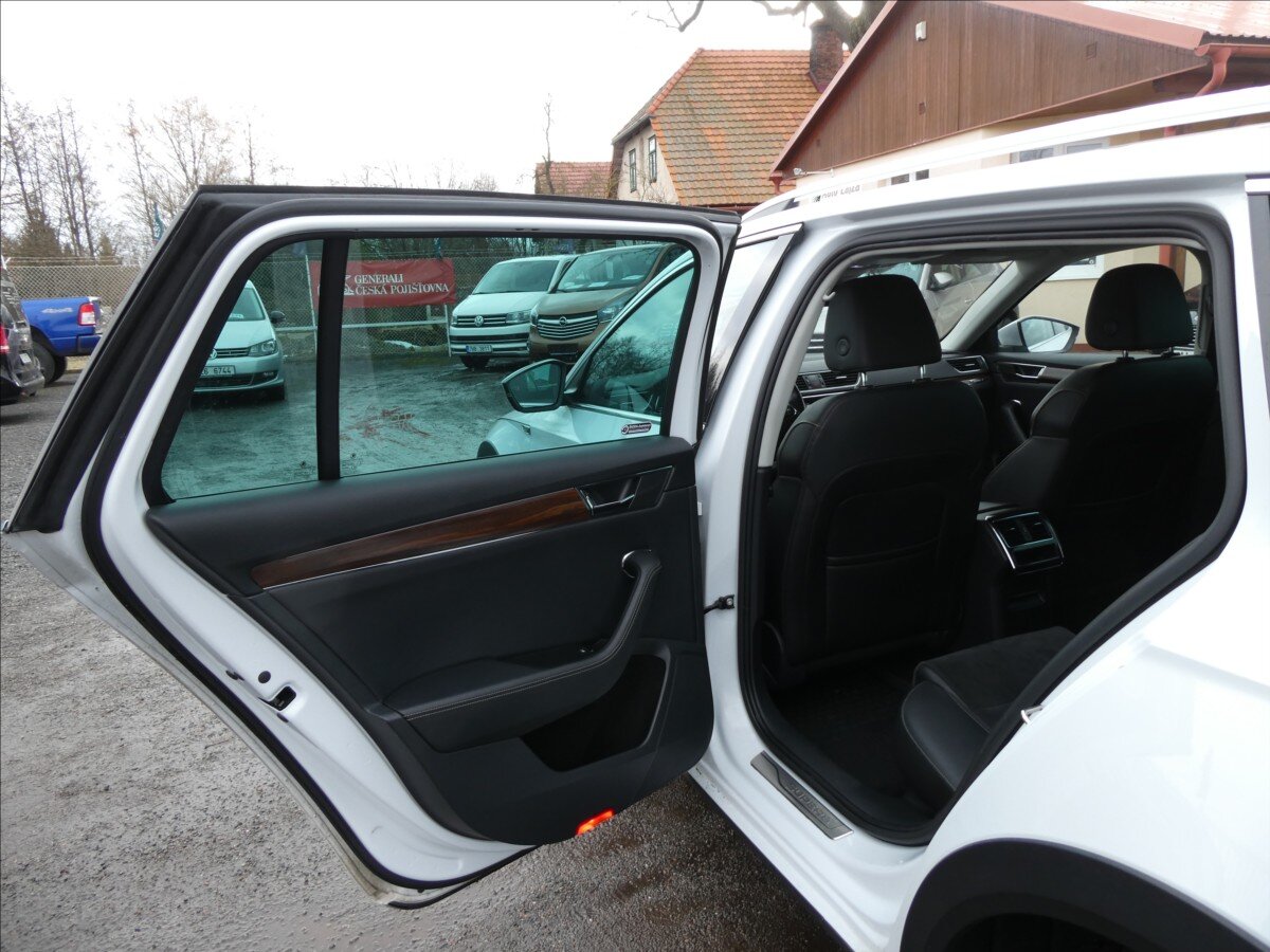 Škoda Superb Kombi 2,0 l 147 kw