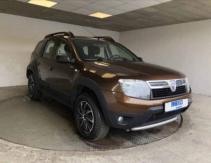 Dacia Duster 1