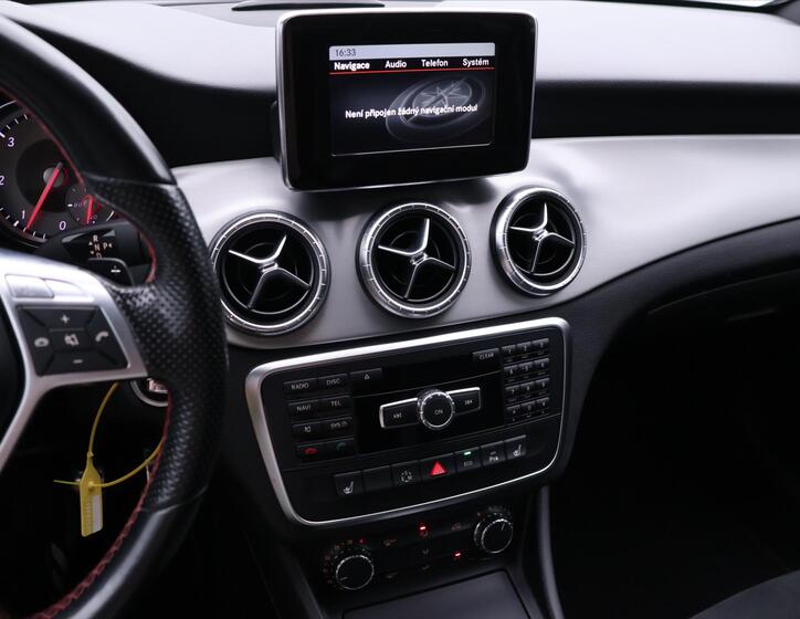 Mercedes-Benz CLA 26