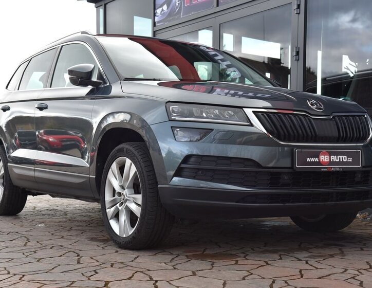 Škoda Karoq SUV 1,5 l 110 kw