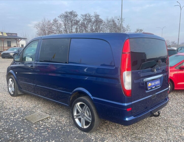 Mercedes-Benz Vito 4