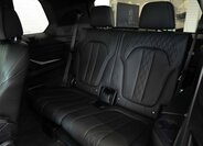 BMW X7 23