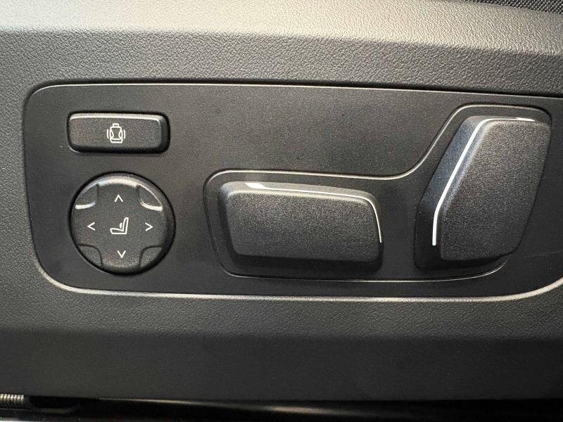 BMW X3 SUV 2,0 l 145 kw