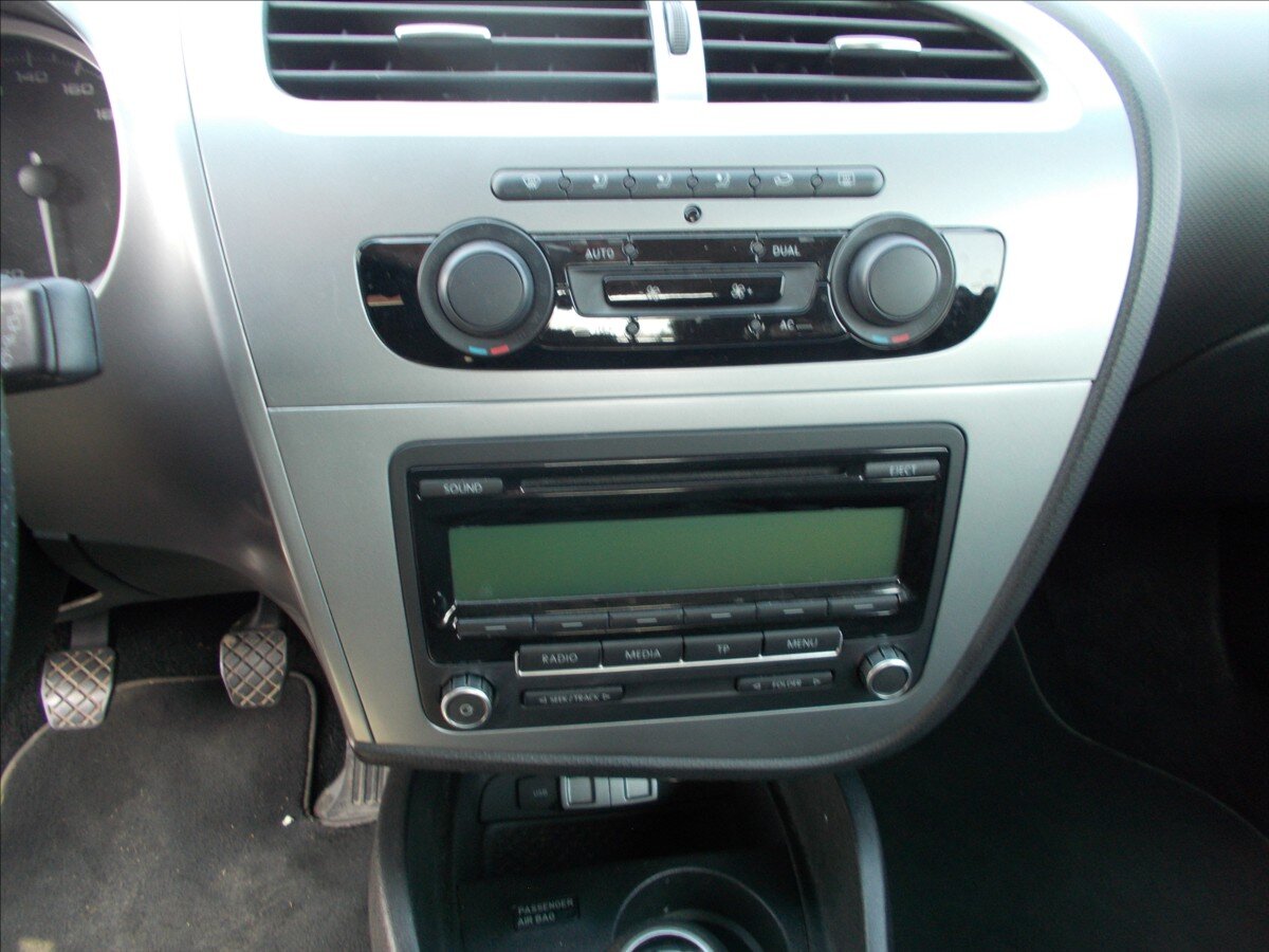 Seat Leon Hatchback 1,4 l 92 kw