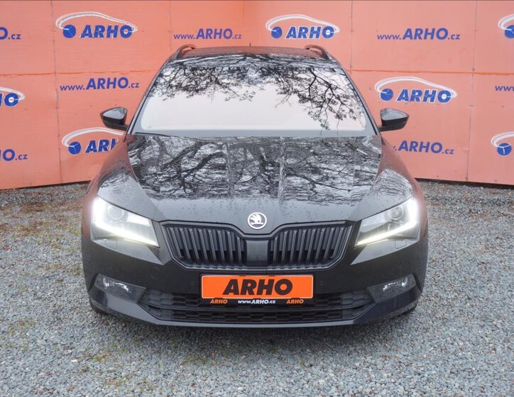 Škoda Superb Kombi 2,0 l 140 kw