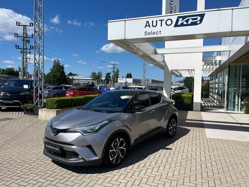 Toyota C-HR SUV / Terénní 1,8 l 72 kw