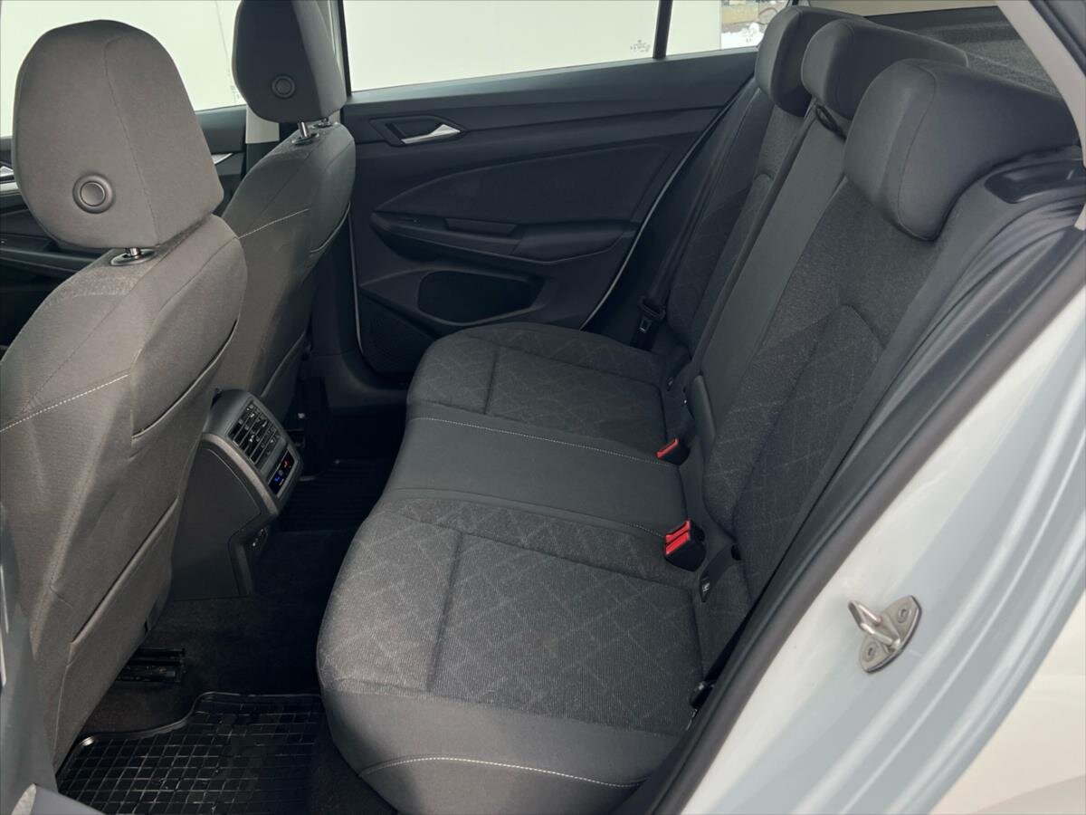 Volkswagen Golf Hatchback 1,5 l 96 kw