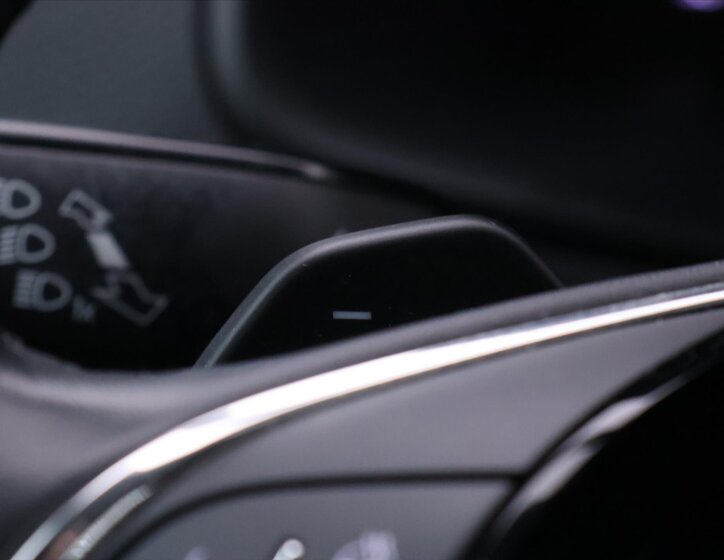 Škoda Karoq SUV 2,0 l 110 kw