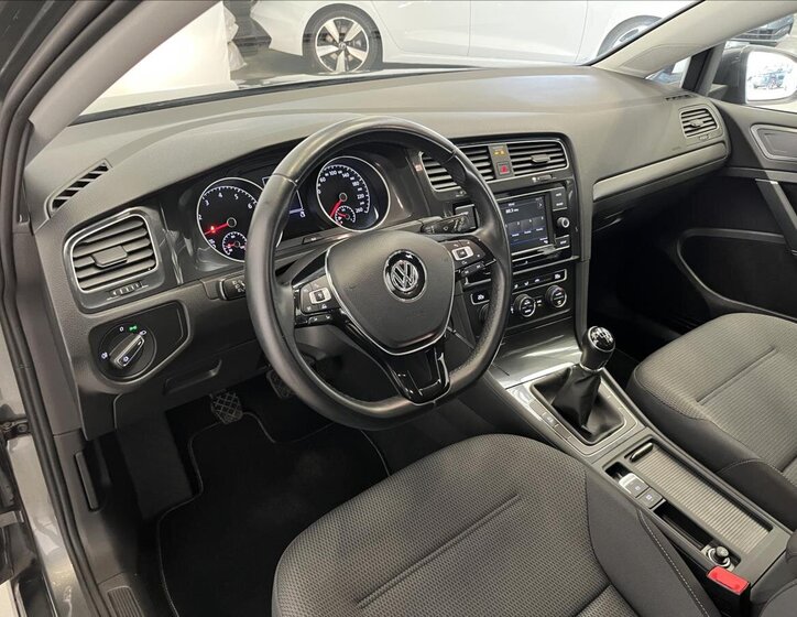 Volkswagen Golf 6
