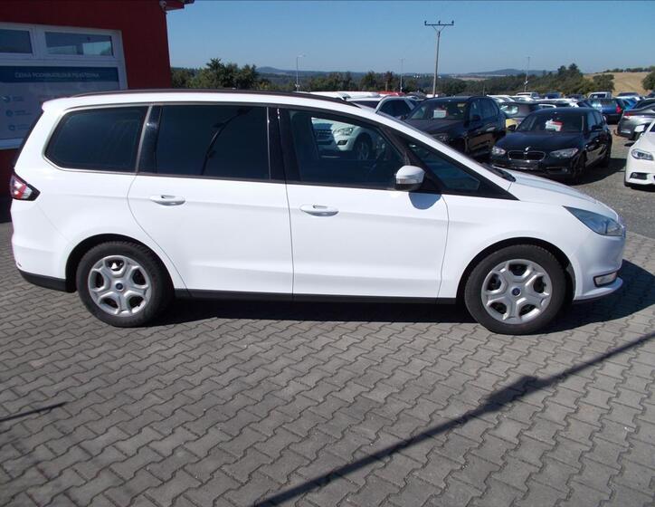 Ford Galaxy 8