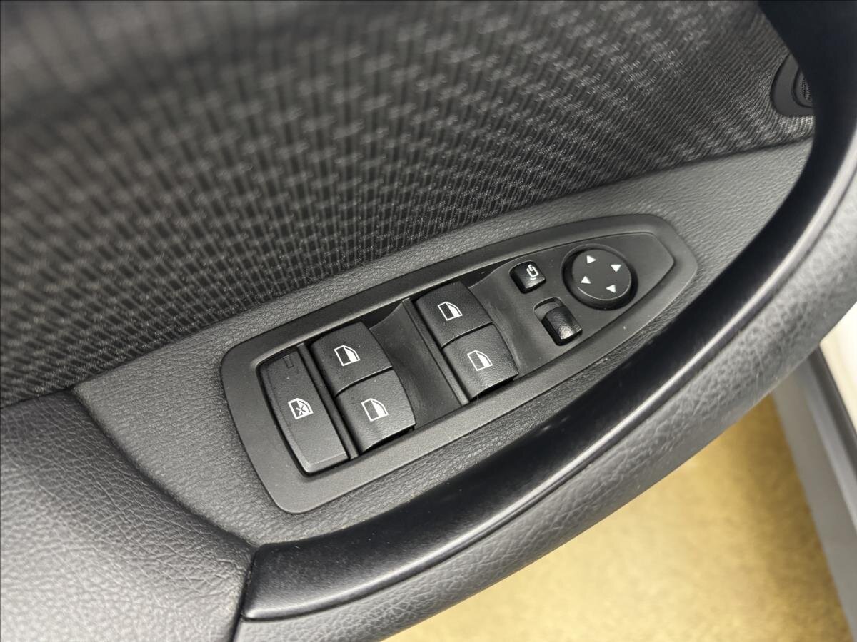 BMW X1 SUV / Terénní 2,0 l 110 kw