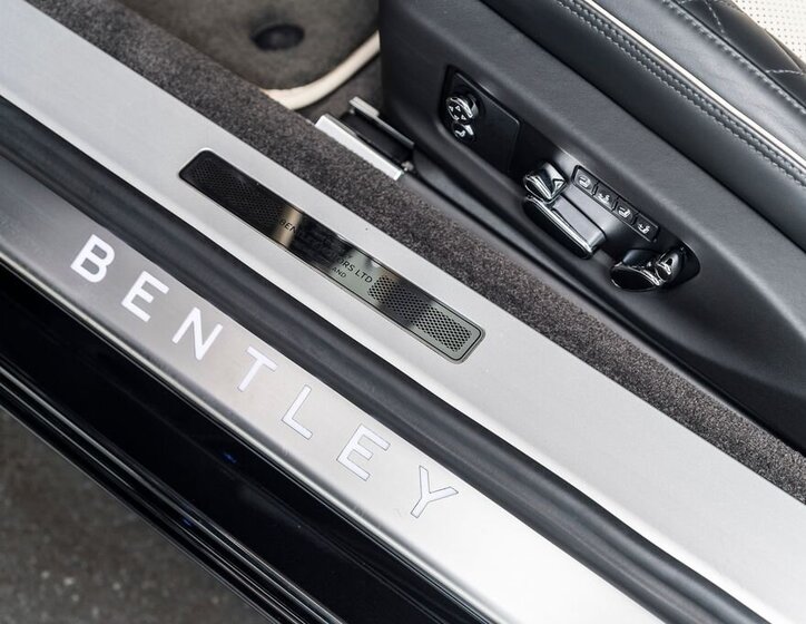 Bentley Continental GT Kupé 6,0 l 467 kw