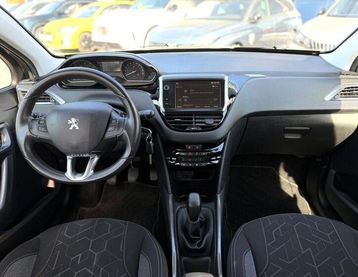 Peugeot 2008 SUV / Terénní 1,2 l 60 kw