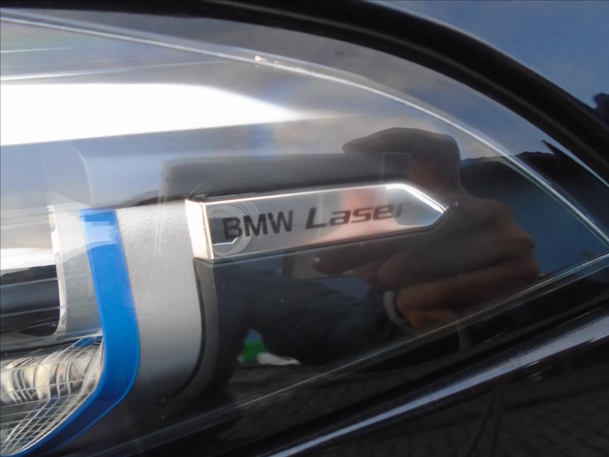 BMW Řada 8