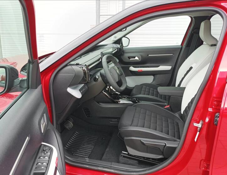 Citroën ë-C3 Aircross 9