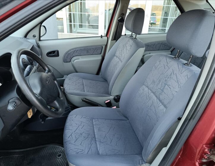 Dacia Logan Sedan / Limuzína 1,4 l 55 kw