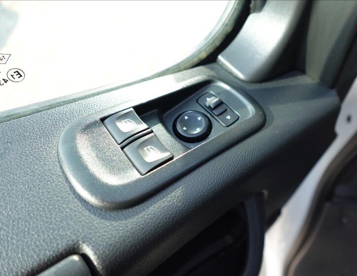 Renault Master Ostatní 2,3 l 107 kw