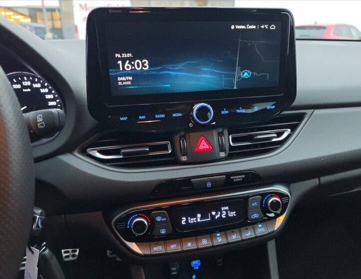 Hyundai i30 Kombi 998,0 88 kw