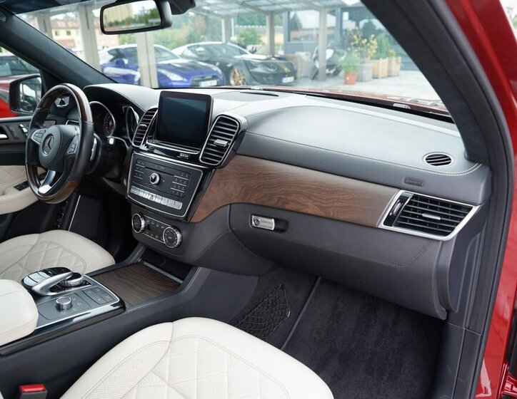 Mercedes-Benz GLS 34