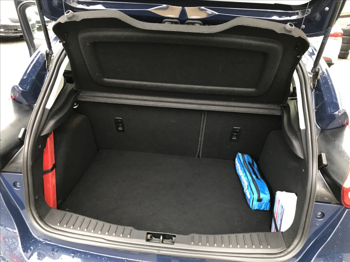 Ford Focus Hatchback 999,0 92 kw