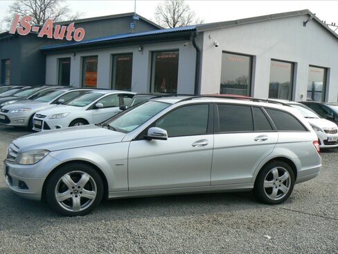 Mercedes-Benz Třídy C Kombi 2,1 l 125 kw
