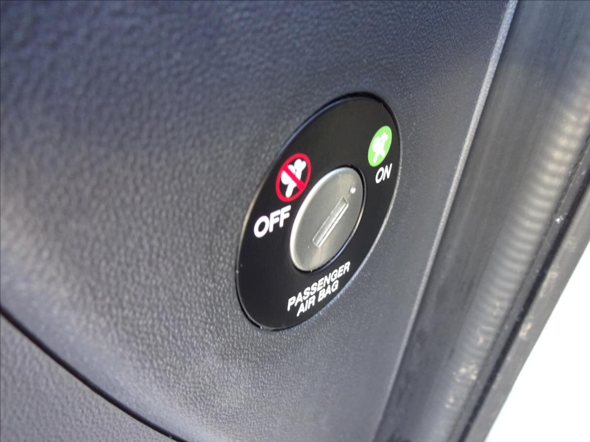 Hyundai Accent Hatchback 1,4 l 71 kw