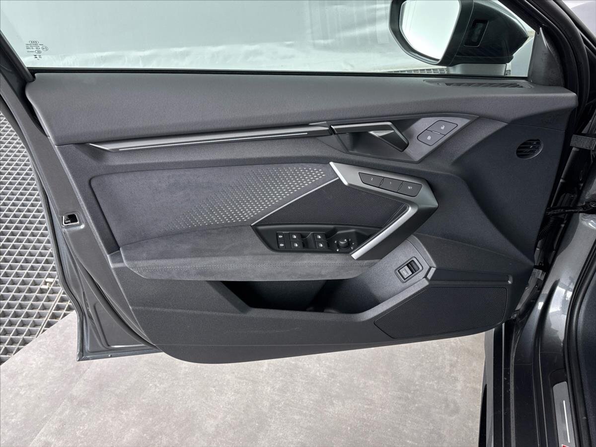 Audi RS 3 Sedan / Limuzína 2,5 l 294 kw