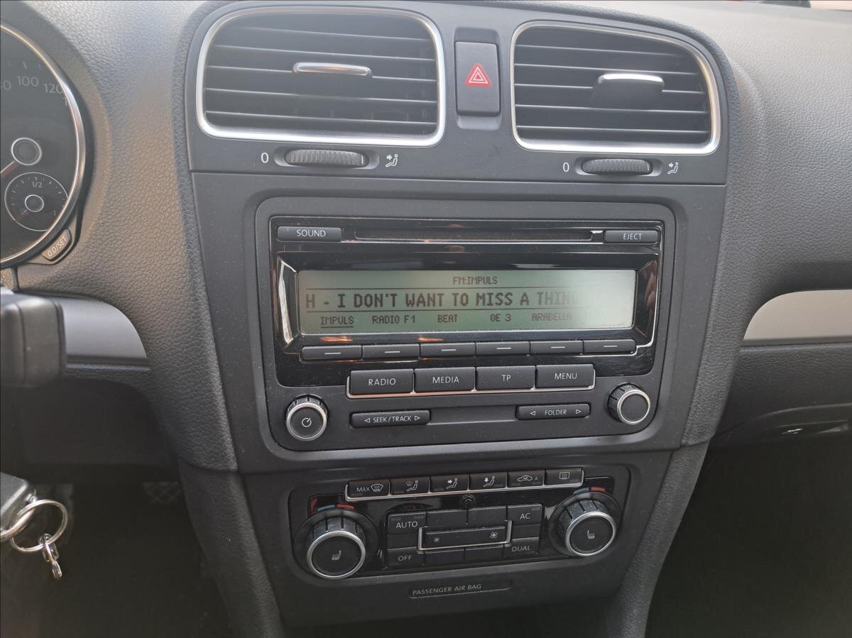 Volkswagen Golf Kombi 1,6 l 77 kw