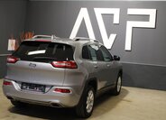 Jeep Cherokee SUV / Terénní 2,2 l 136 kw