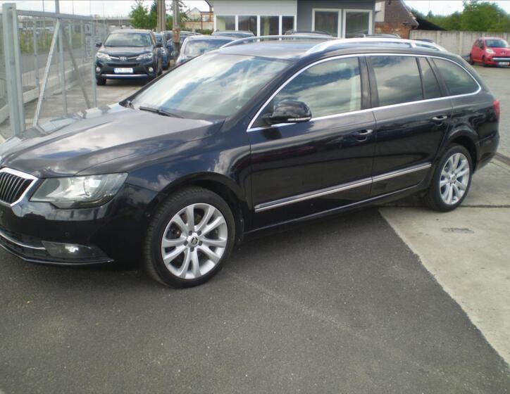 Škoda Superb 2
