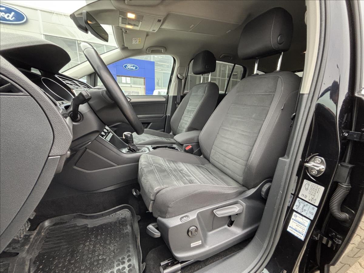 Volkswagen Touran MPV 1,5 l 110 kw