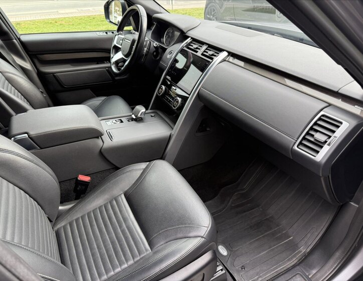 Land Rover Discovery SUV / Terénní 3,0 l 221 kw