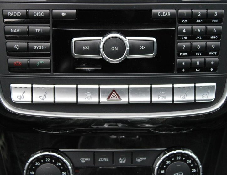 Mercedes-Benz Třídy G SUV / Terénní 3,0 l 155 kw