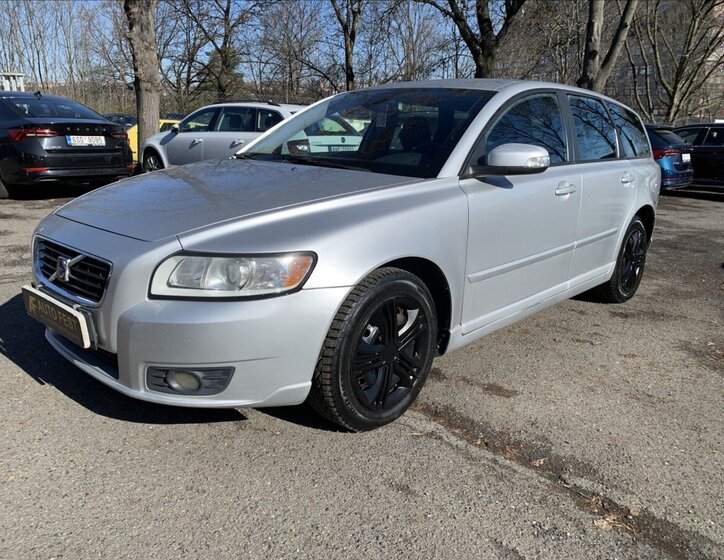 Volvo V50 Kombi 2,0 l 100 kw