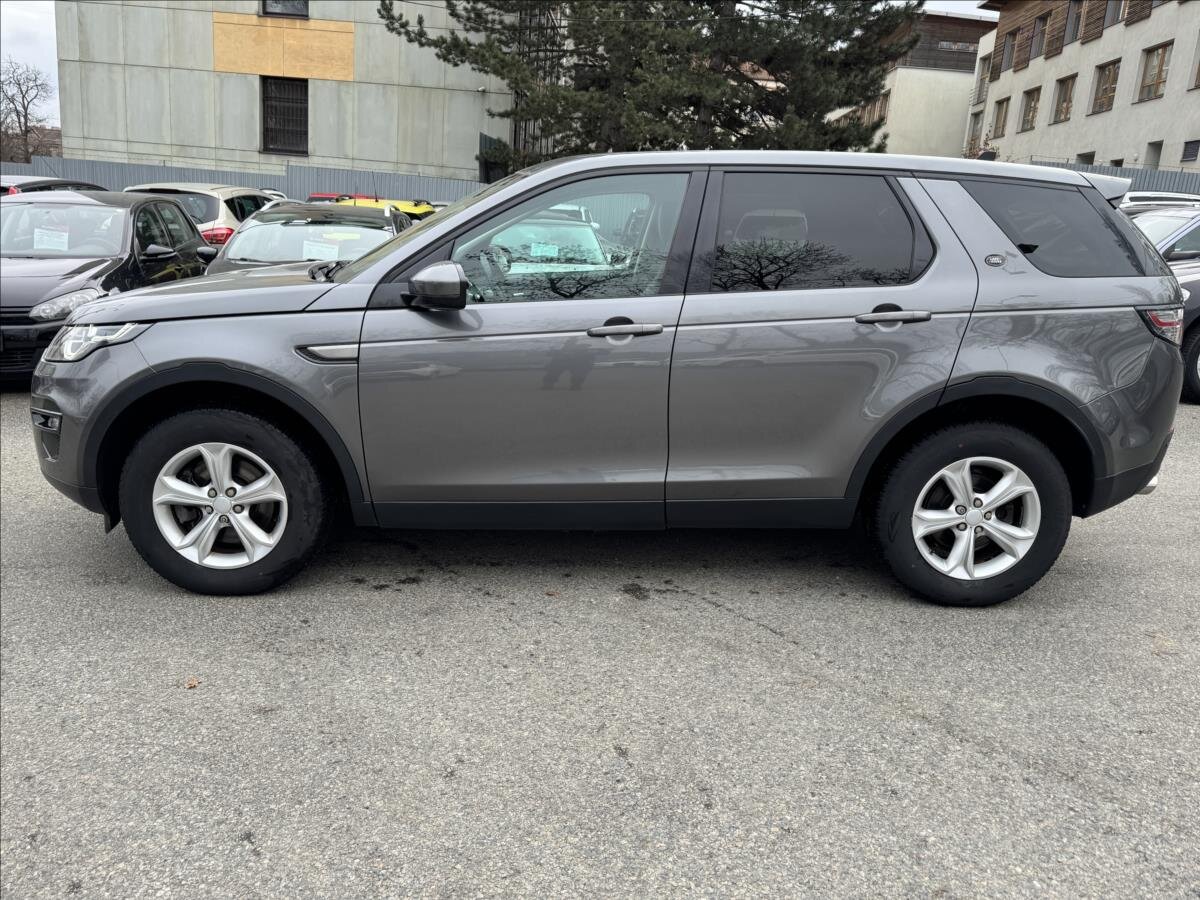 Land Rover Discovery Sport SUV 2,0 l 110 kw