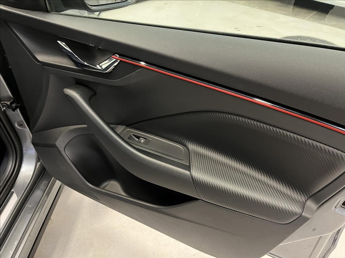 Škoda Kamiq SUV 999,0 85 kw