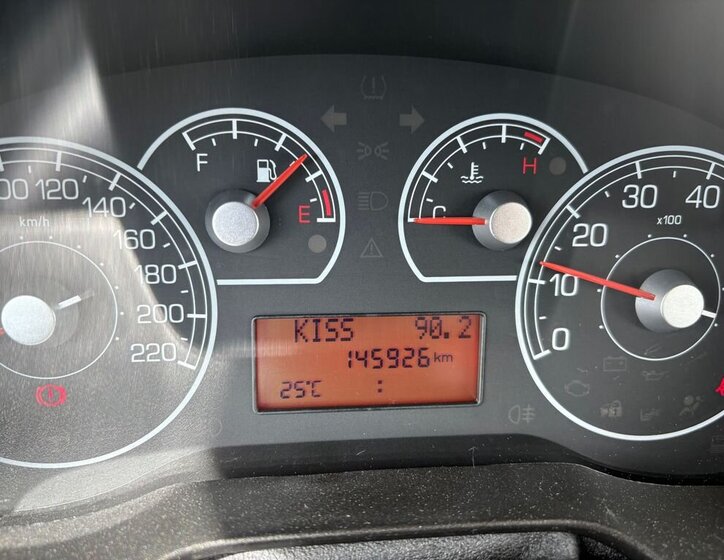 Fiat Punto Hatchback 1,4 l 57 kw