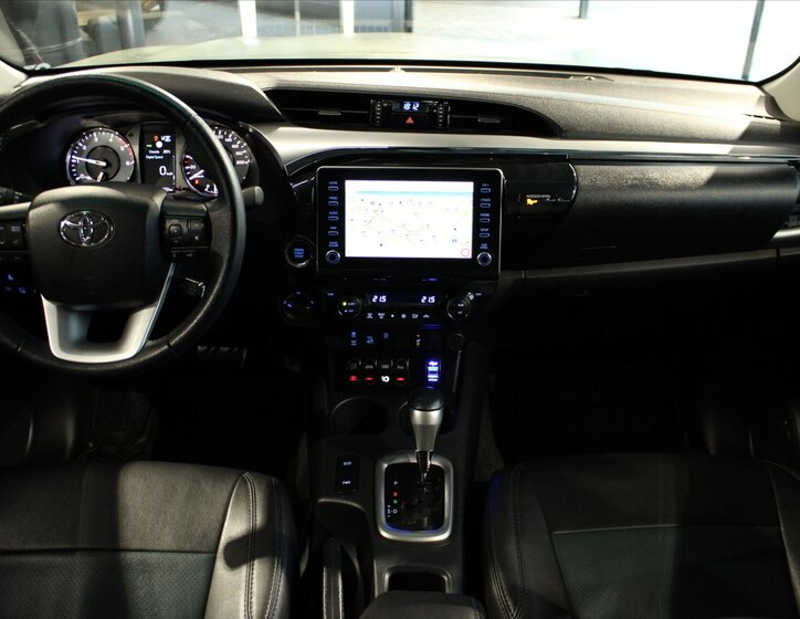 Toyota Hilux Pick-up 2,8 l 150 kw