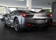 Ferrari 458 Kupé 4,5 l 416 kw