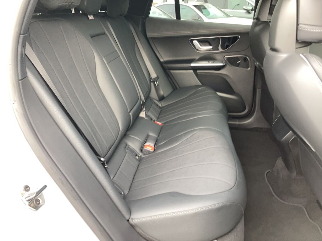 Mercedes-Benz EQE SUV / Terénní 0,0 215 kw