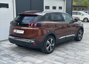 Peugeot 3008 SUV / Terénní 1,2 l 96 kw