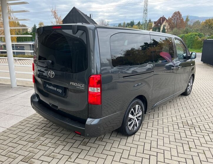 Toyota ProAce Verso 6