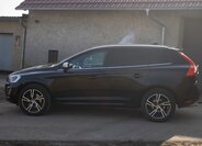 Volvo XC60 SUV / Terénní 2,0 l 140 kw