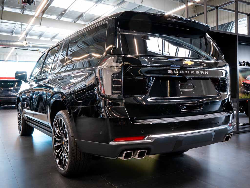 Chevrolet Suburban SUV / Terénní 6,2 l 313 kw