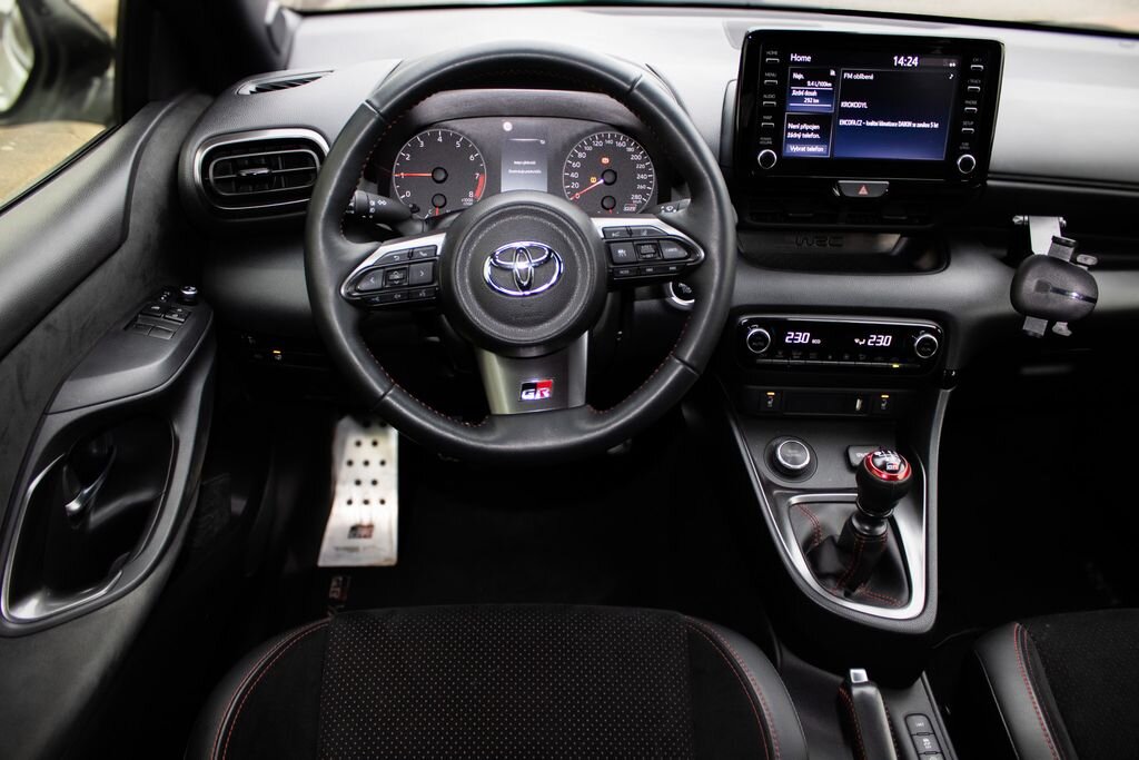 Toyota Yaris Hatchback 1,6 l 192 kw